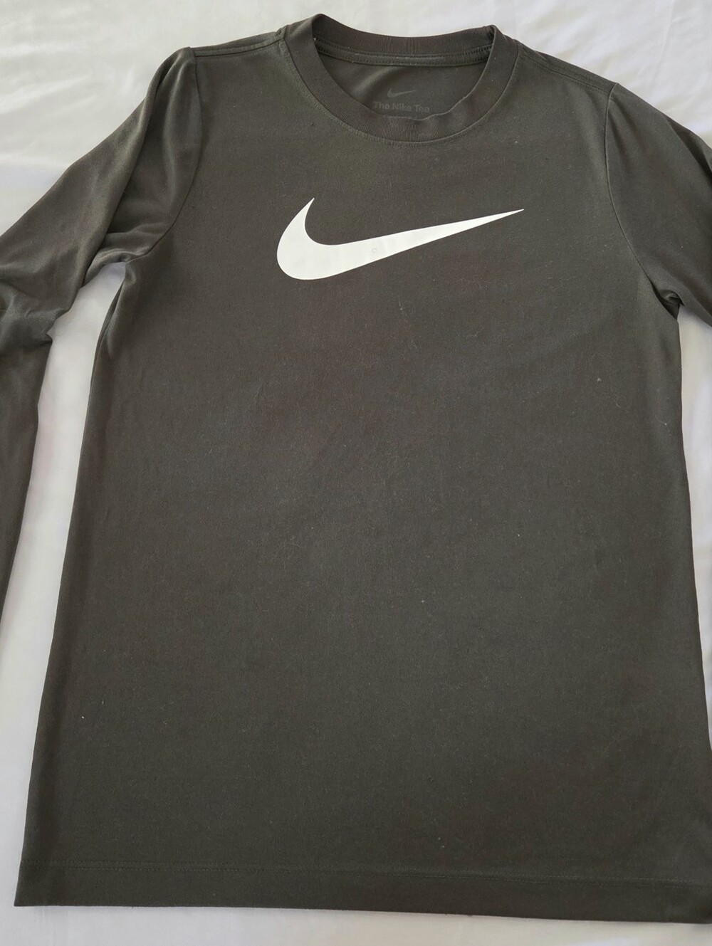 Nike Boys M Long Sleeve Crew Tee - Olive W/White Swoosh